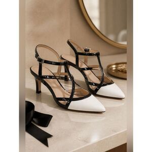 Adrienne Vittadini Black and White Strappy Heels size 7 EUC